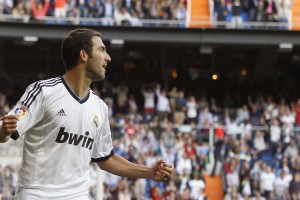 乐鱼官网-国际足联新规：越位判罚或将改变，足球越位判罚依据