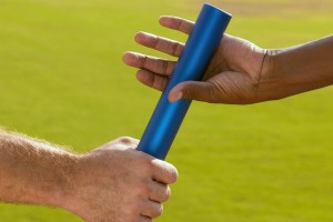 乐鱼中国-球员在赛季数据上稳步提升进入球探视野，球员进阶需要什么